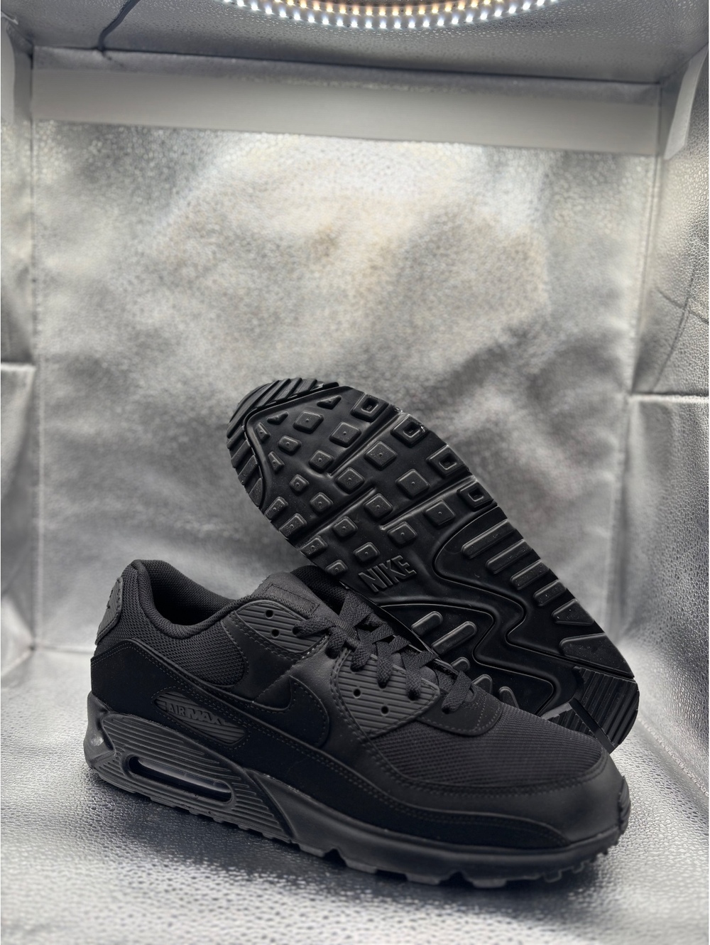 Nike Air Max 90 'Triple Black